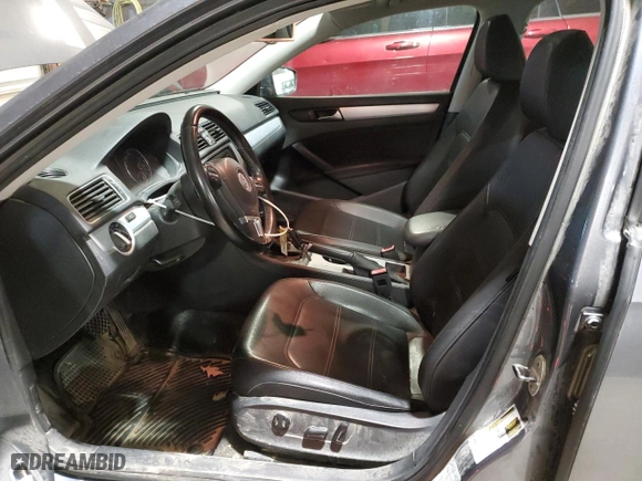 2013 Volkswagen Passat SE w/Sunroof with VIN 1VWBH7A3XDC023337, listed as a Copart auction lot 81890394 with 259,484 mi miles and Salvage Title. Bid and sale history available at carsss.com. Image 7.