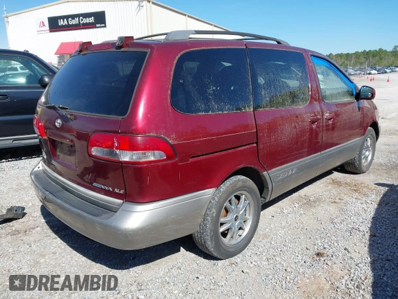 2001 Toyota Sienna LE with VIN 4T3ZF13C61U336492, listed as a IAAI auction lot 41896586 with 191,571 mi miles. Bid and sale history available at carsss.com. Image 4.