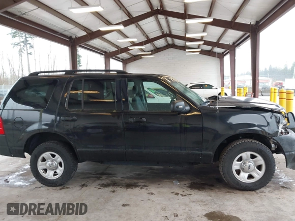 2003 Ford Explorer XLS z VIN 1FMZU62K33UB97283, wystawiony jako IAAI lot #41657337 z przebiegiem Nie podano mil oraz . Historia ofert i sprzedaży dostępna na DreamBid. Obrazek 13.