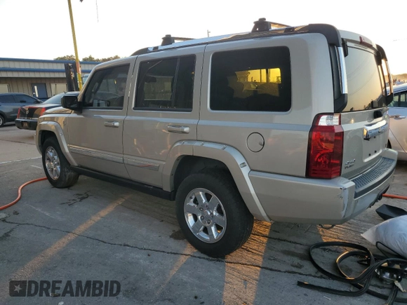 2008 Jeep Commander Limited with VIN 1J8HG58N18C124955, listed as a Copart auction lot 73711314 with 175,184 mi miles and Salvage Title. Bid and sale history available at carsss.com. Image 2.