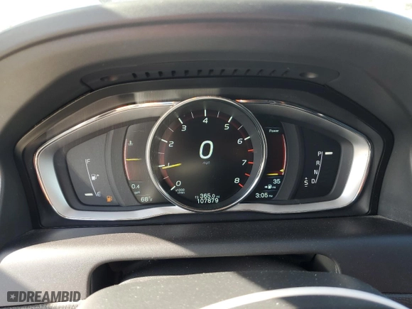 2016 Volvo XC60 T6 Drive-E with VIN YV449MDK4G2822323, listed as a Copart auction lot 76159434 with 107,879 mi miles and Clean Title. Bid and sale history available at carsss.com. Image 9.
