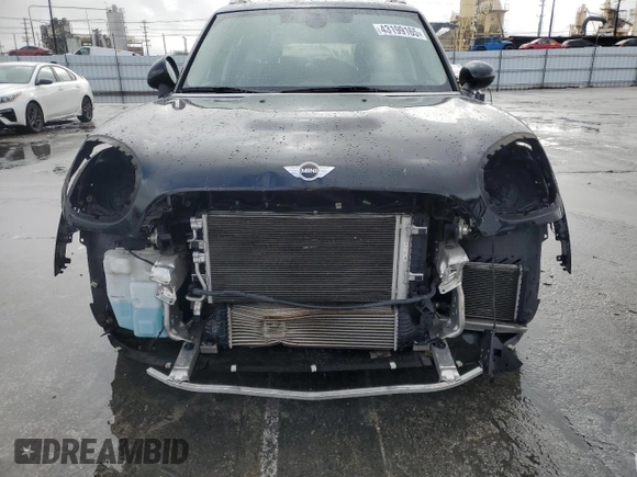 2018 MINI Countryman Cooper S with VIN WMZYT3C34J3E00776, listed as a Copart auction lot 43199165 with 41,874 mi miles and Salvage Title. Bid and sale history available at carsss.com. Image 5.