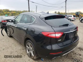 2017 Maserati Levante S z VIN ZN661YUL4HX249445, wystawiony jako Copart lot #61321762 z przebiegiem Nie podano mil oraz . Historia ofert i sprzedaży dostępna na DreamBid. Obrazek 3.