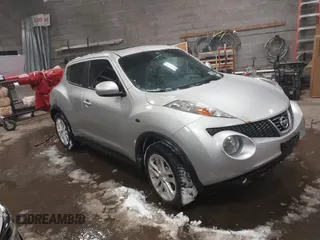 2013 Nissan Juke S with VIN JN8AF5MV4DT205822, listed as a IAAI auction lot 41391268 with 103,142 mi miles. Bid and sale history available at carsss.com. Image 1.