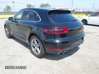 2015 Porsche Macan S with VIN WP1AB2A53FLB68323, listed as a IAAI auction lot 42121576 with 102,031 mi miles. Bid and sale history available at carsss.com. Image 3.