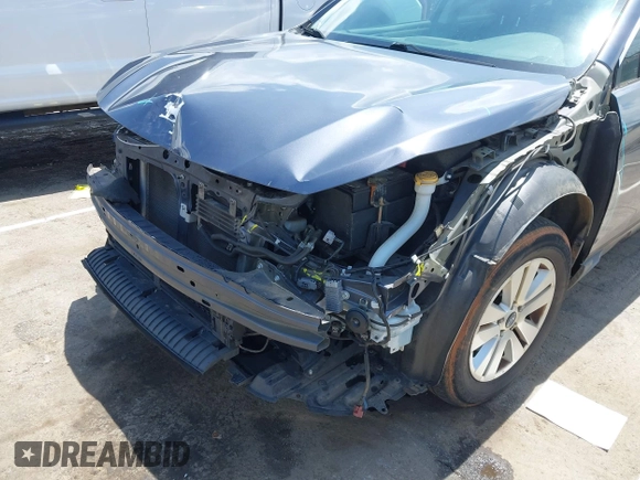 2017 Subaru Outback Premium z VIN 4S4BSACC5H3430806, wystawiony jako IAAI lot #42149540 z przebiegiem 68 632 mil mil oraz . Historia ofert i sprzedaży dostępna na DreamBid. Obrazek 6.