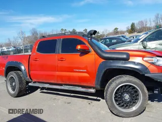2017 Toyota Tacoma SR5 with VIN 5TFAZ5CN3HX023869, listed as a IAAI auction lot 41661581 with 158,145 mi miles and . Bid and sale history available at carsss.com. Image 14.