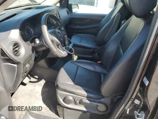 2018 Mercedes-Benz Metris Passenger z VIN WD4PG2EE4J3492287, wystawiony jako Copart lot #59262915 z przebiegiem 252 020 mil mil oraz Czysty tytuł • Clean title. Historia ofert i sprzedaży dostępna na DreamBid. Obrazek 7.