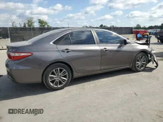 2015 Toyota Camry XLE with VIN 4T1BF1FK3FU097519, listed as a Copart auction lot 52856185 with 195,210 mi miles and Clean Title. Bid and sale history available at carsss.com. Image 3.