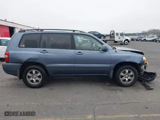 2004 Toyota Highlander with VIN JTEGP21A240014433, listed as a IAAI auction lot 41462643 with 81,798 mi miles. Bid and sale history available at carsss.com. Image 13.