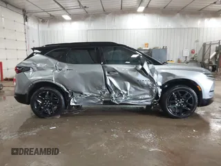 2024 Chevrolet Blazer RS с VIN 3GNKBERS5RS196244, выставлен на аукционе IAAI как лот 41549647 с пробегом 12 399 миль миль и . История ставок и продаж доступна на DreamBid. Изображение 13.