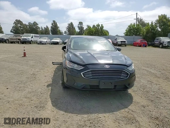 2020 Ford Fusion SE with VIN 3FA6P0LU2LR127623, listed as a Copart auction lot 55437075 with 92,450 mi miles and Salvage title. Bid and sale history available at DreamBid. Image 13.