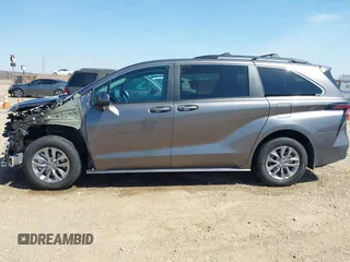2024 Toyota Sienna LE with VIN 5TDKRKEC2RS215953, listed as a IAAI auction lot 41889509 with 6,375 mi miles. Bid and sale history available at carsss.com. Image 15.