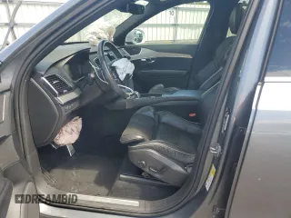 2017 Volvo XC90 R-Design with VIN YV4BC0PM5H1124535, listed as a Copart auction lot 70303614 with 113,984 mi miles and Salvage Title. Bid and sale history available at carsss.com. Image 7.