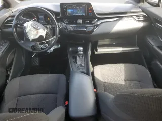 2018 Toyota C-HR XLE with VIN NMTKHMBX9JR060424, listed as a Copart auction lot 57913775 with 104,847 mi miles and Salvage title. Bid and sale history available at DreamBid. Image 8.