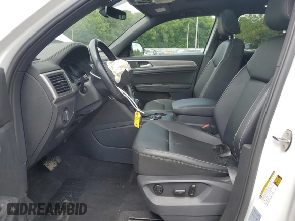 2020 Volkswagen Atlas SE with VIN 1V26C2CA9LC203648, listed as a Copart auction lot 63848285 with 45,352 mi miles and Salvage title. Bid and sale history available at DreamBid. Image 7.