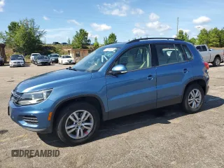 2017 Volkswagen Tiguan S z VIN WVGBV7AXXHK006284, wystawiony jako Copart lot #61794435 z przebiegiem 89 743 mil mil oraz Czysty tytuł • Clean title. Historia ofert i sprzedaży dostępna na DreamBid. Obrazek 1.
