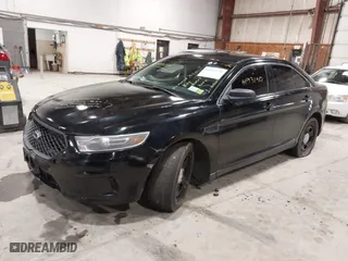 2015 Ford Sedan Police Interceptor with VIN 1FAHP2MK1FG188992, listed as a IAAI auction lot 41993150 with 39,930 mi miles. Bid and sale history available at carsss.com. Image 2.