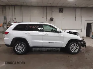 2022 Jeep Grand Cherokee WK Laredo E with VIN 1C4RJFAG7NC175466, listed as a IAAI auction lot 41597555 with 47,879 mi miles. Bid and sale history available at carsss.com. Image 13.