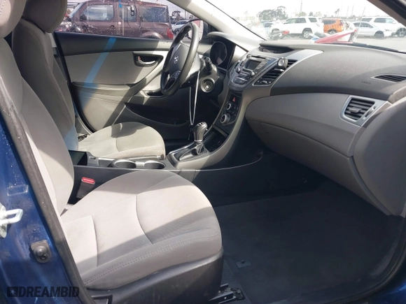 2016 Hyundai Elantra SE with VIN 5NPDH4AE2GH691895, listed as a IAAI auction lot 41778639 with 136,738 mi miles. Bid and sale history available at carsss.com. Image 5.