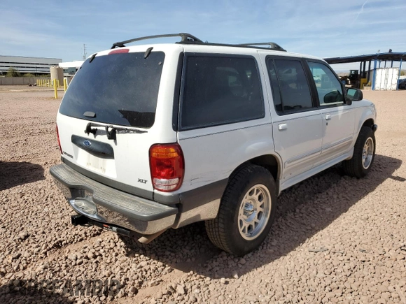 1999 Ford Explorer XLT with VIN 1FMZU34E2XZA06337, listed as a Copart auction lot 45536845 with 170,605 mi miles and Salvage title. Bid and sale history available at DreamBid. Image 3.