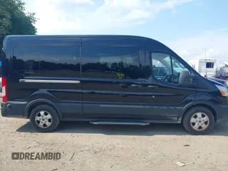 2019 Ford Transit Passenger XL with VIN 1FBAX2CG5KKA77205, listed as a IAAI auction lot 40028485 with 89,924 mi miles and . Bid and sale history available at carsss.com. Image 13.