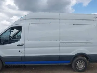 2017 Ford Transit z VIN 1FTYR2XG4HKB46781, wystawiony jako IAAI lot #42731791 z przebiegiem 194 657 mil mil oraz . Historia ofert i sprzedaży dostępna na DreamBid. Obrazek 14.
