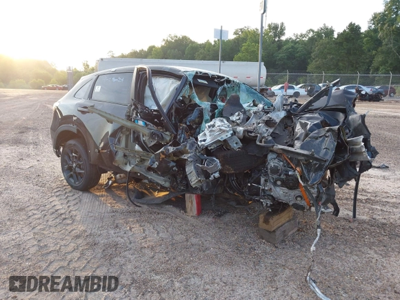 2024 Honda HR-V Sport with VIN 3CZRZ1H52RM758977, listed as a IAAI auction lot 40585814 with Not provided miles and . Bid and sale history available at DreamBid. Image 1.