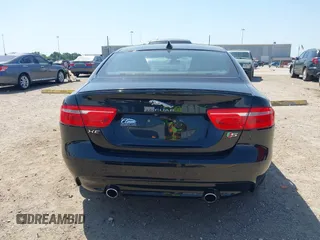 2019 Jaguar XE with VIN SAJAG4FVXKCP48915, listed as a IAAI auction lot 42012284 with 62,393 mi miles and . Bid and sale history available at DreamBid. Image 16.