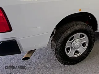 2018 Ram 2500 Tradesman с VIN 3C6UR4HJ8JG274627, выставлен на аукционе IAAI как лот 42575840 с пробегом 152 686 миль миль и . История ставок и продаж доступна на DreamBid. Изображение 3.