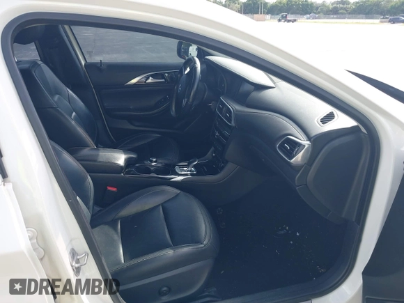 2018 Infiniti QX30 Pure with VIN SJKCH5CPXJA041661, listed as a IAAI auction lot 40614515 with 109,490 mi miles and . Bid and sale history available at DreamBid. Image 5.