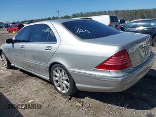 2003 Mercedes-Benz S-Class 5.0L with VIN WDBNG84J03A377024, listed as a IAAI auction lot 41749903 with 114,096 mi miles. Bid and sale history available at carsss.com. Image 3.