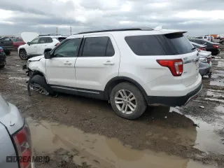 2017 Ford Explorer XLT with VIN 1FM5K7D85HGA10630, listed as a Copart auction lot 50788085 with 144,893 mi miles and Salvage Title. Bid and sale history available at carsss.com. Image 2.