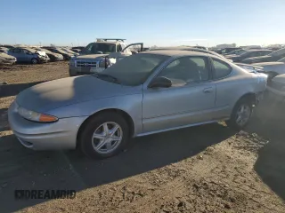 2004 Oldsmobile Alero GL1 z VIN 1G3NL12F94C190244, wystawiony jako Copart lot #85152874 z przebiegiem 134 738 mil mil oraz Szkody całkowita. Historia ofert i sprzedaży dostępna na DreamBid. Obrazek 1.