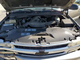 2003 Chevrolet Suburban LT with VIN 3GNEC16T43G178599, listed as a Copart auction lot 62705424 with 227,663 mi miles and Salvage Title. Bid and sale history available at carsss.com. Image 12.
