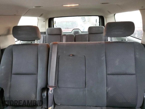 2009 Chevrolet Suburban LT w/1LT with VIN 1GNFK26399R216639, listed as a Copart auction lot 70335104 with 179,321 mi miles and Salvage Title. Bid and sale history available at carsss.com. Image 10.