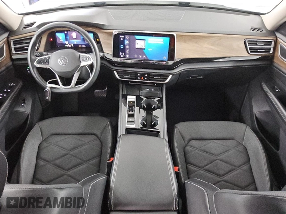 2024 Volkswagen Atlas SE with VIN 1V2WR2CA0RC536554, listed as a Copart auction lot 61272315 with 41,506 mi miles and Clean title. Bid and sale history available at DreamBid. Image 8.