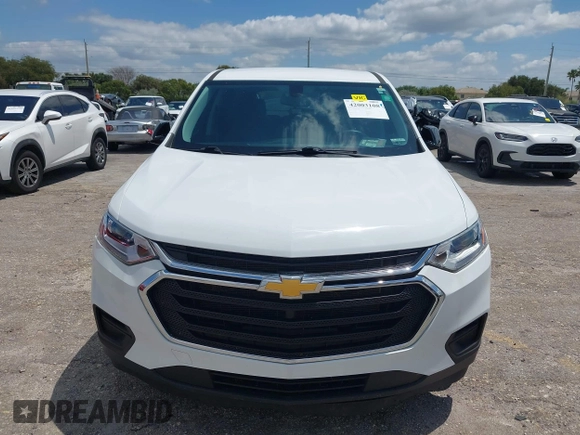 2020 Chevrolet Traverse LS with VIN 1GNERFKW5LJ126120, listed as a IAAI auction lot 42003108 with 30,420 mi miles. Bid and sale history available at carsss.com. Image 6.