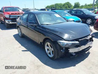 2015 BMW 3 Series 320i xDrive с VIN WBA3C3G5XFNT51983, выставлен на аукционе IAAI как лот 42816558 с пробегом 102 501 миль миль и . История ставок и продаж доступна на DreamBid. Изображение 1.