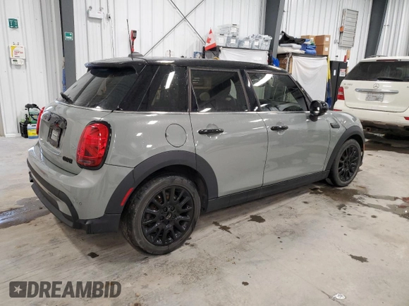 2023 MINI Hardtop 4 Door Cooper Classic z VIN WMW33DK0XP2S54786, wystawiony jako Copart lot #87873415 z przebiegiem 50 956 mil mil oraz Szkoda całkowita • Salvage title. Historia ofert i sprzedaży dostępna na DreamBid. Obrazek 3.