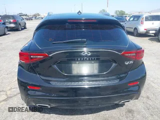 2018 Infiniti QX30 Premium with VIN SJKCH5CP9JA004522, listed as a IAAI auction lot 42277008 with 81,618 mi miles and . Bid and sale history available at DreamBid. Image 17.