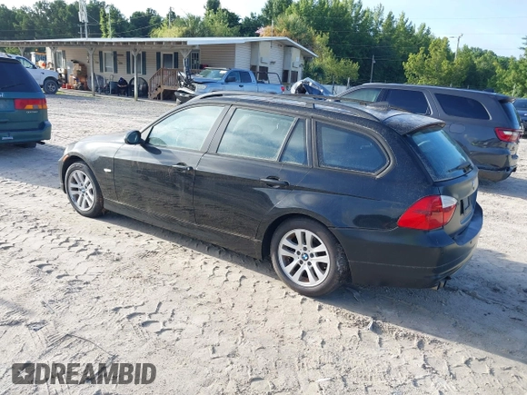 2006 BMW 3 Series 325xi with VIN WBAVT13556KW23134, listed as a IAAI auction lot 42722509 with Not provided miles and . Bid and sale history available at DreamBid. Image 3.