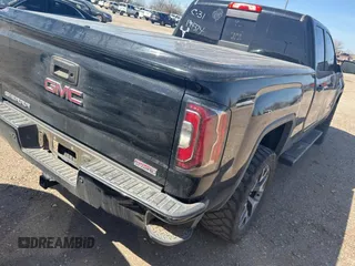 2017 GMC Sierra 1500 SLT z VIN 1GTV2NEC3HZ246368, wystawiony jako Copart lot #50406265 z przebiegiem 140 936 mil mil oraz Czysty tytuł • Clean title. Historia ofert i sprzedaży dostępna na DreamBid. Obrazek 4.