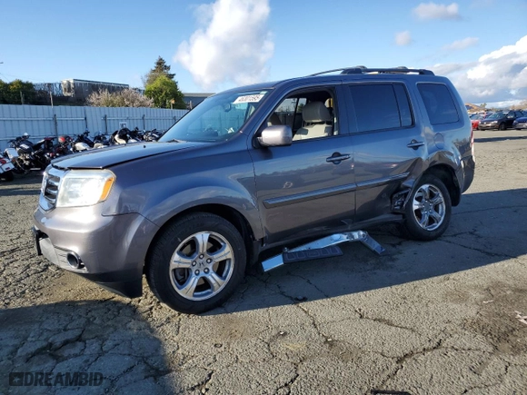 2014 Honda Pilot EX-L with VIN 5FNYF3H5XEB003130, listed as a Copart auction lot 46301595 with 107,952 mi miles and Salvage Title. Bid and sale history available at carsss.com. Image 1.