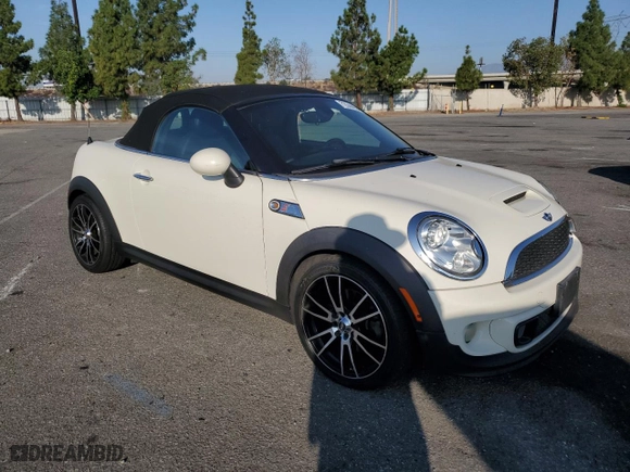 2013 MINI Cooper Roadster S with VIN WMWSY3C53DT565290, listed as a Copart auction lot 72644654 with NaN miles and Salvage Title. Bid and sale history available at carsss.com. Image 4.