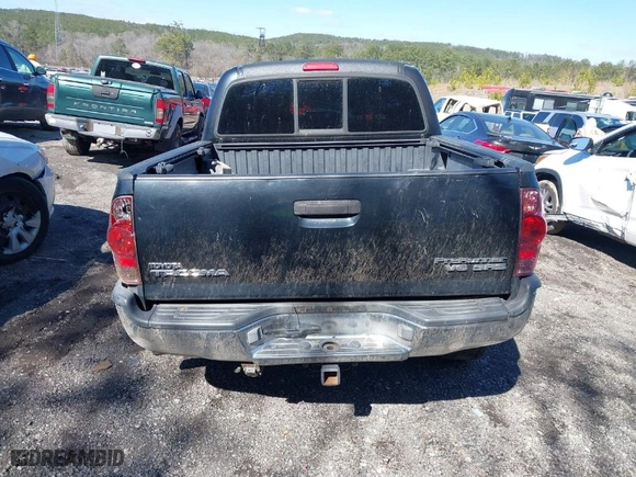 2007 Toyota Tacoma PreRunner with VIN 5TEJU62N27Z323447, listed as a IAAI auction lot 41623397 with 195,758 mi miles. Bid and sale history available at carsss.com. Image 16.