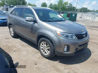 2015 Kia Sorento LX with VIN 5XYKTCA64FG640624, listed as a IAAI auction lot 42834645 with 131,040 mi miles and . Bid and sale history available at DreamBid. Image 1.