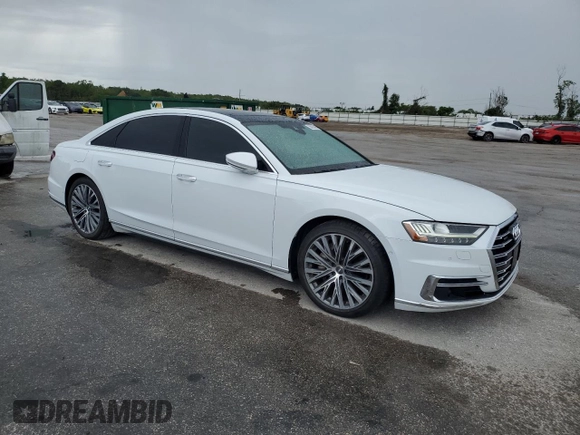 2019 Audi A8 z VIN WAU8DAF88KN004066, wystawiony jako Copart lot #56928395 z przebiegiem 93 157 mil mil oraz Czysty tytuł • Clean title. Historia ofert i sprzedaży dostępna na DreamBid. Obrazek 4.