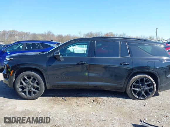 2024 Chevrolet Traverse AWD RS z VIN 1GNEVLKSXRJ204147, wystawiony jako IAAI lot #41998829 z przebiegiem 20 058 mil mil oraz . Historia ofert i sprzedaży dostępna na DreamBid. Obrazek 14.