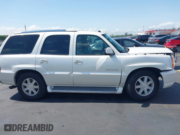2005 Cadillac Escalade with VIN 1GYEC63T65R154327, listed as a IAAI auction lot 42286355 with Not provided miles and . Bid and sale history available at DreamBid. Image 13.